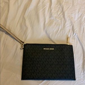 Michael Kors wristlet